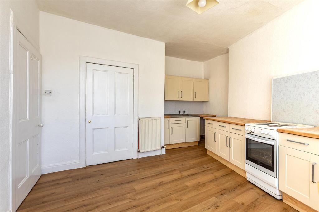 Apartment in Galashiels - More