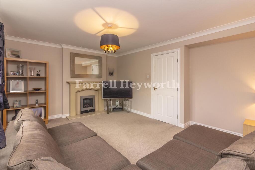Dunham Drive, Whittle Le Woods, Chorley photo 2