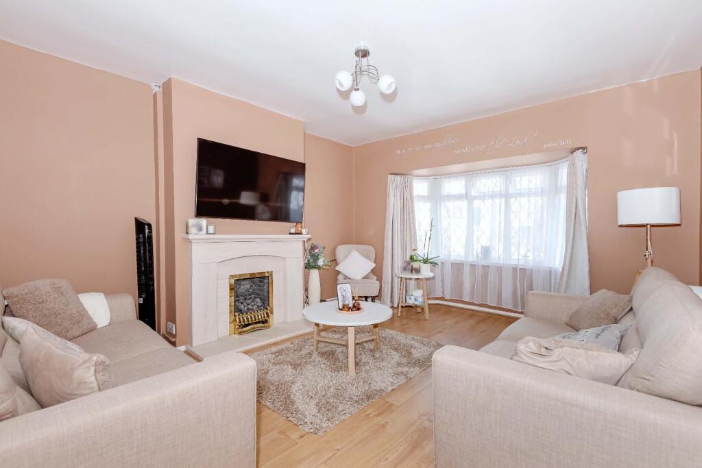 House in Adur, Sompting - View 2