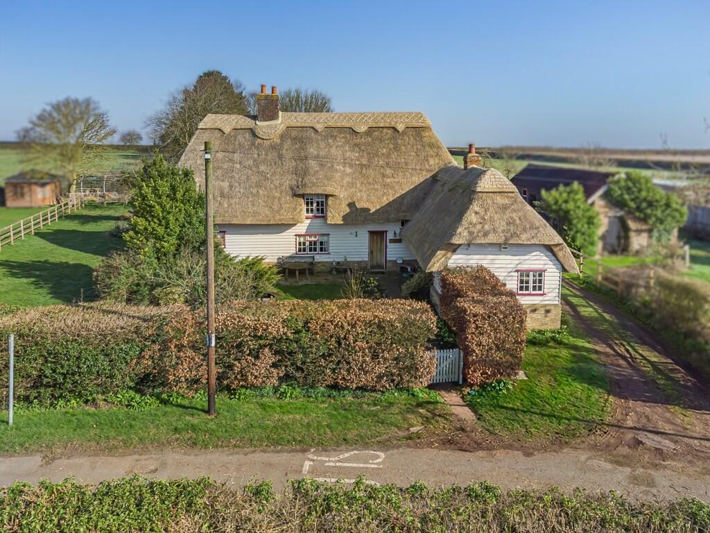 Main image of property: North Farm, Crow Lane, Reed, Royston, Hertfordshire, SG8 8AE