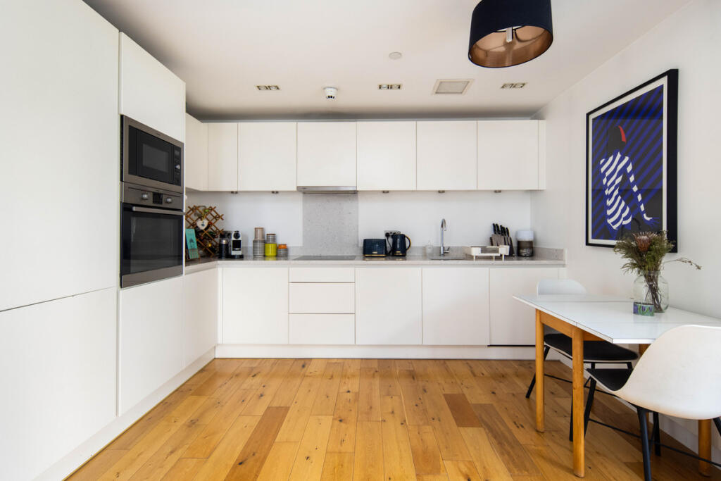 Apartment in London - View 4