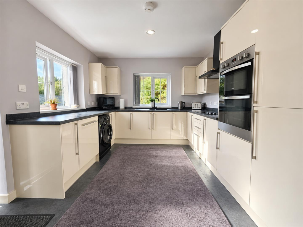House in Tan-y-grisiau, Ffestiniog - View 3