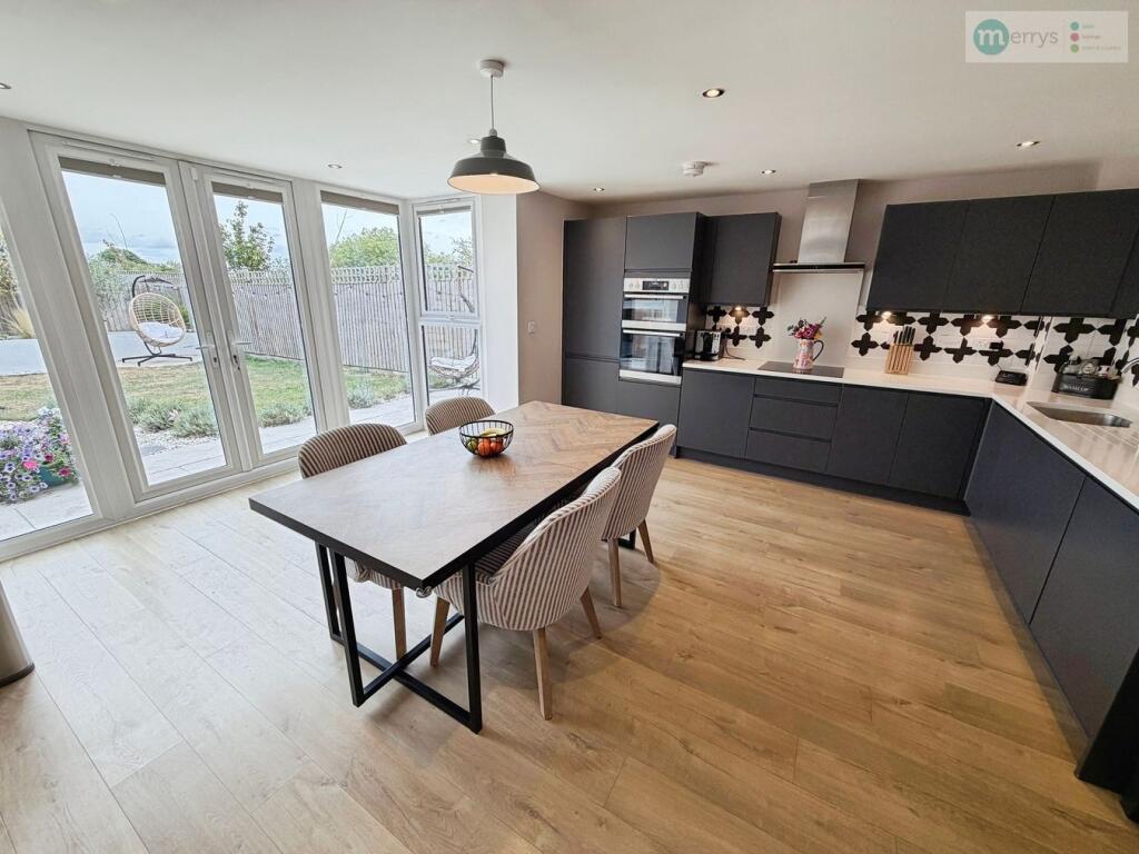 House in Irthlingborough, North Northamptonshire - View 3