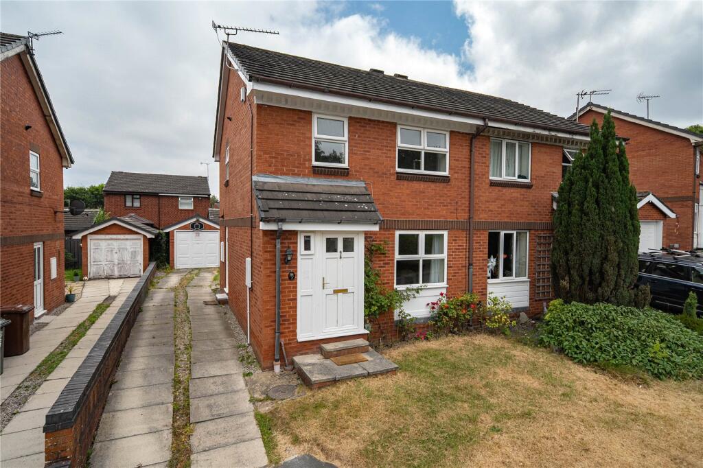 Main image of property: Kestrel Close, Leeds, West Yorkshire