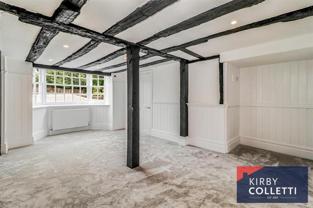 House in Stevenage - More
