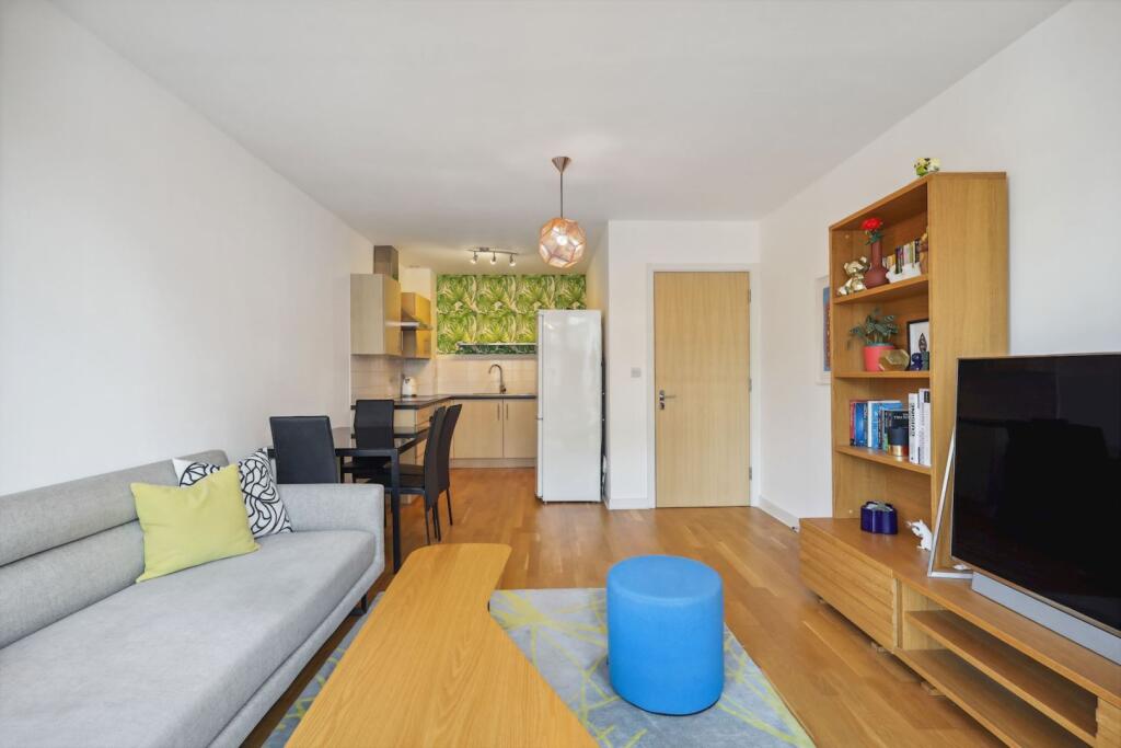 Apartment in London - View 4