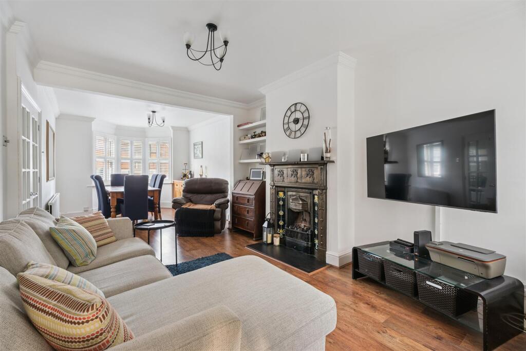 Main image of property: Aldenham Road, Radlett