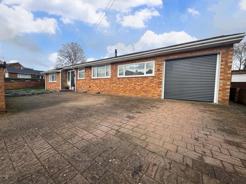 Main image of property: Woodcote Avenue, Parklands, Northampton NN3