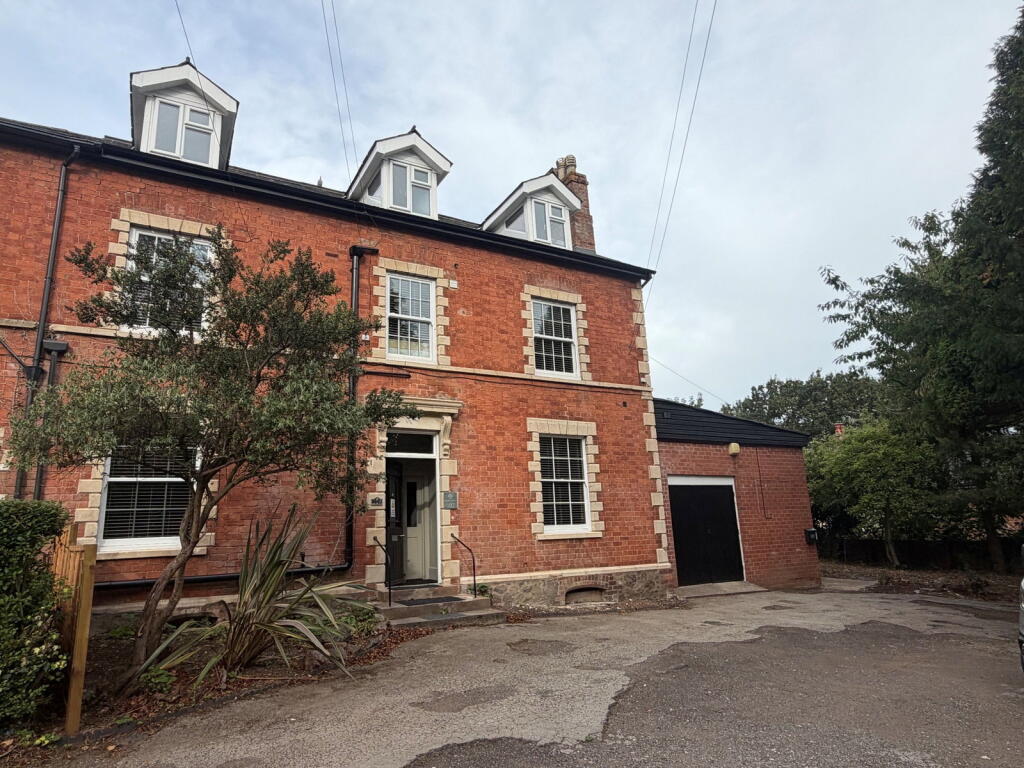 Main image of property: 107 Worcester Road, Malvern WR14