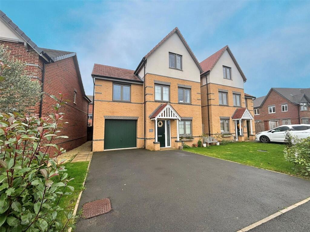 Main image of property: Snowdrop Gardens, Carlton-in-Lindrick, Worksop, Nottinghamshire, S81