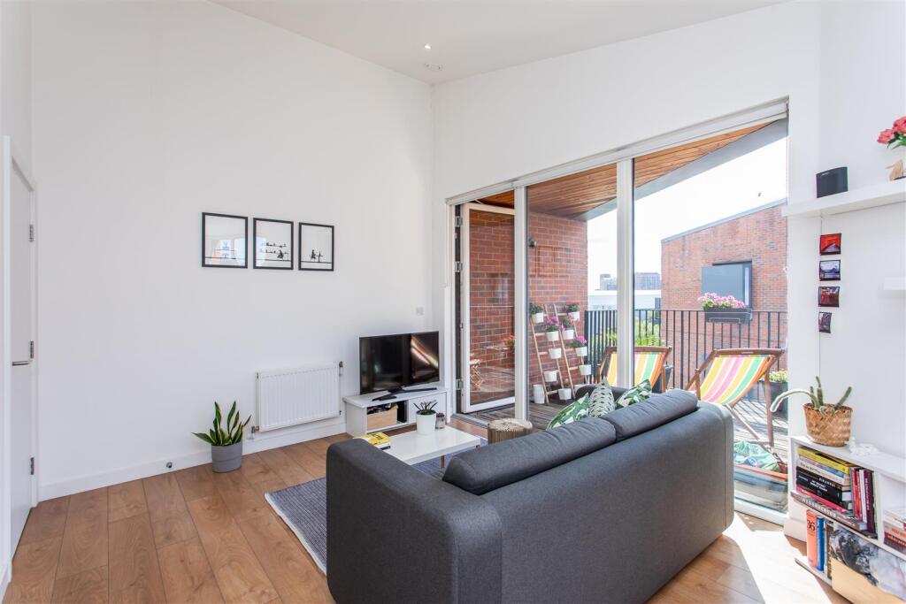 Apartment in London - View 4