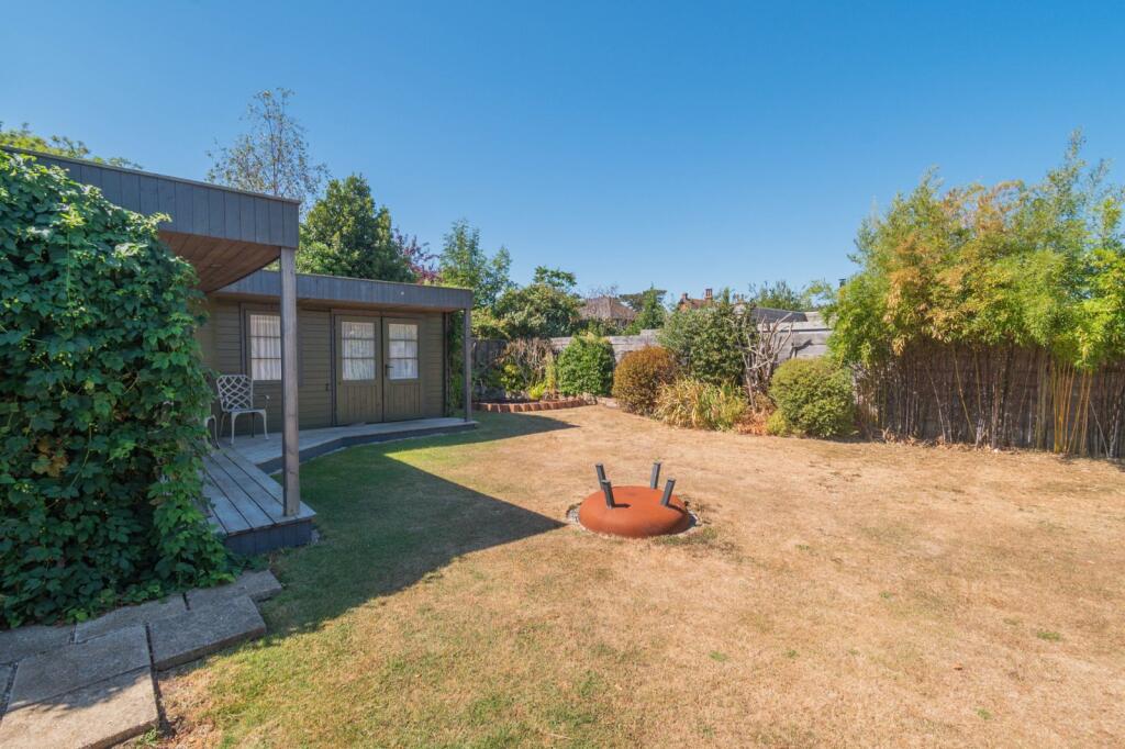 House in Canterbury - View 4