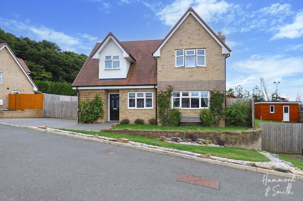 Main image of property: Greenview Grove, Waltham Abbey, EN9