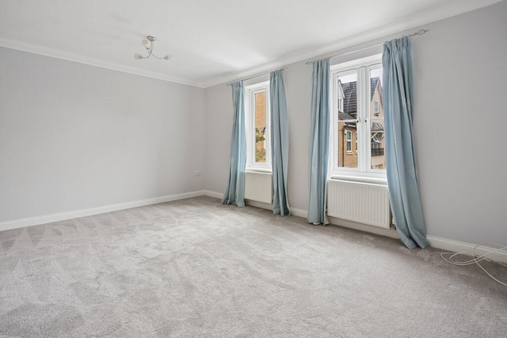 House in Watford - View 4