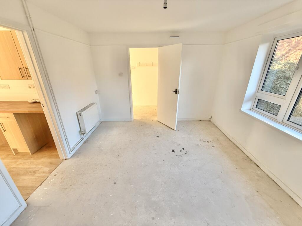17 The Avenue, Wincanton, Somerset BA9 9HJ photo 2