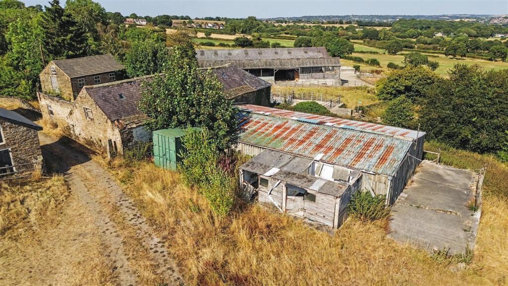 House in North East Derbyshire, Cartledge, Holmesfield - View 2