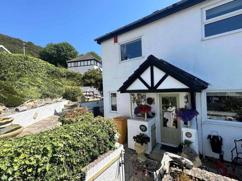 Main image of property: Lon Vardre, Deganwy, Conwy, LL31
