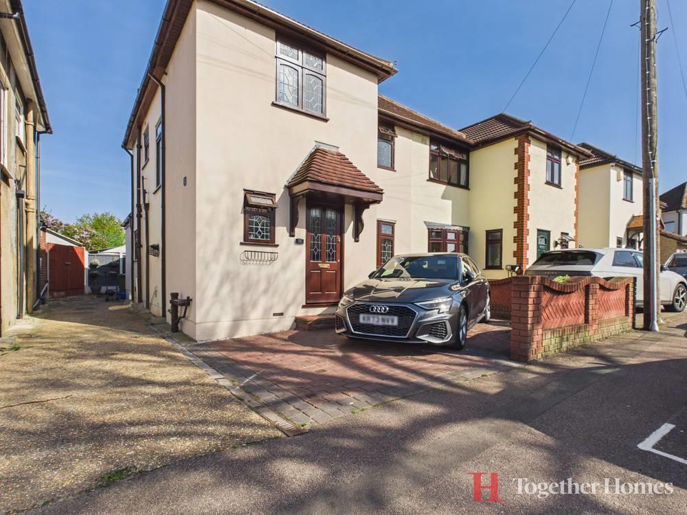 Main image of property: Eyhurst Avenue, Hornchurch
