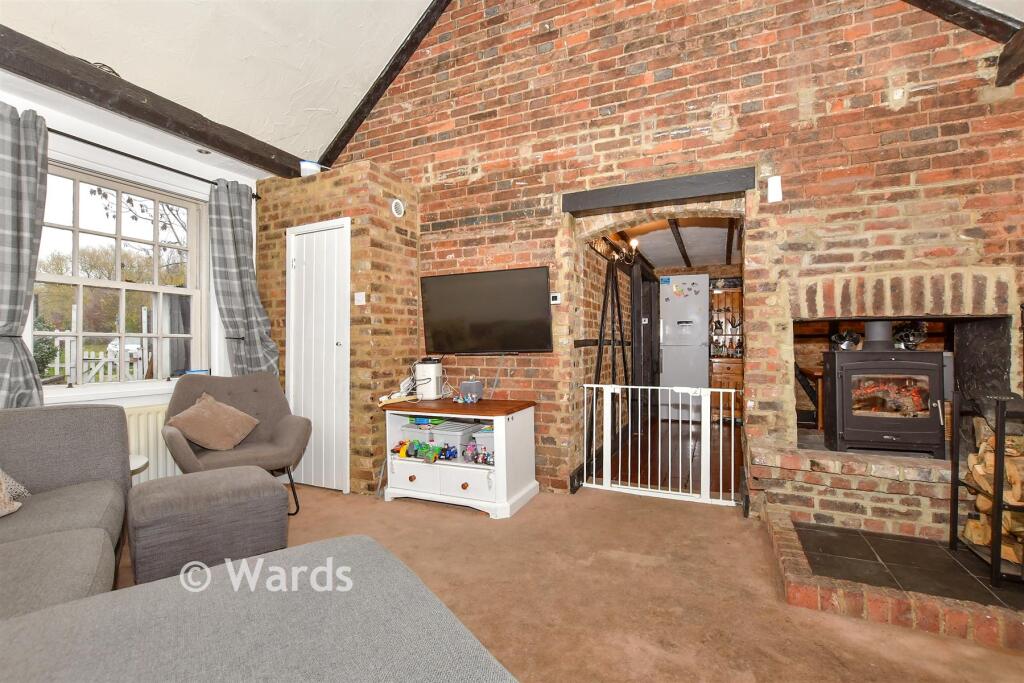 Main image of property: Maidstone Road, Paddock Wood, Kent