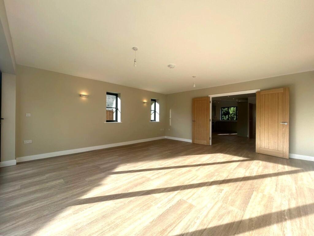 House in Stroud, Eastington - View 5
