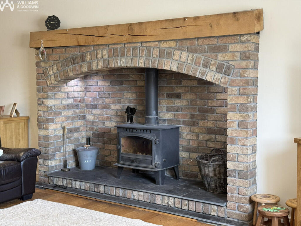 Talwrn, Llangefni, Anglesey, LL77 - More