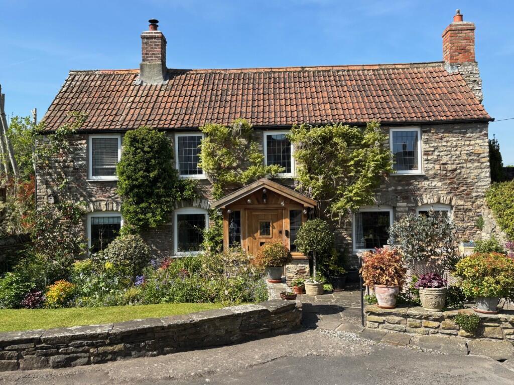 Main image of property: Oldland Common ,Bristol,