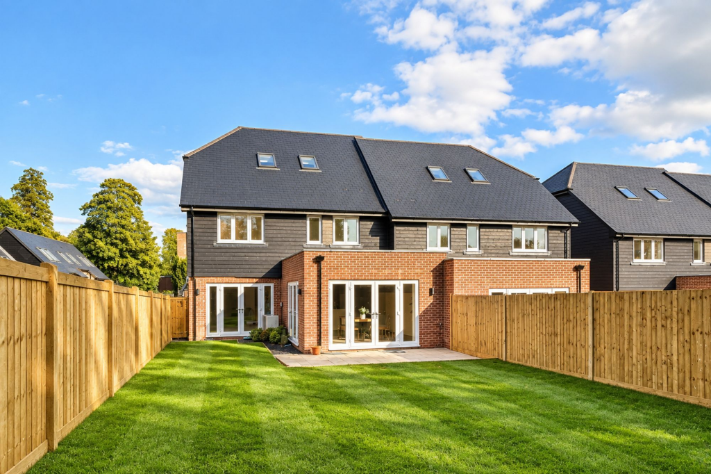 Catherington Lane, Catherington, PO8 photo 4