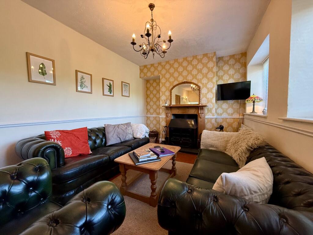 5 New Cottages, Penmaenpool, Dolgellau, LL40 1YD photo 2