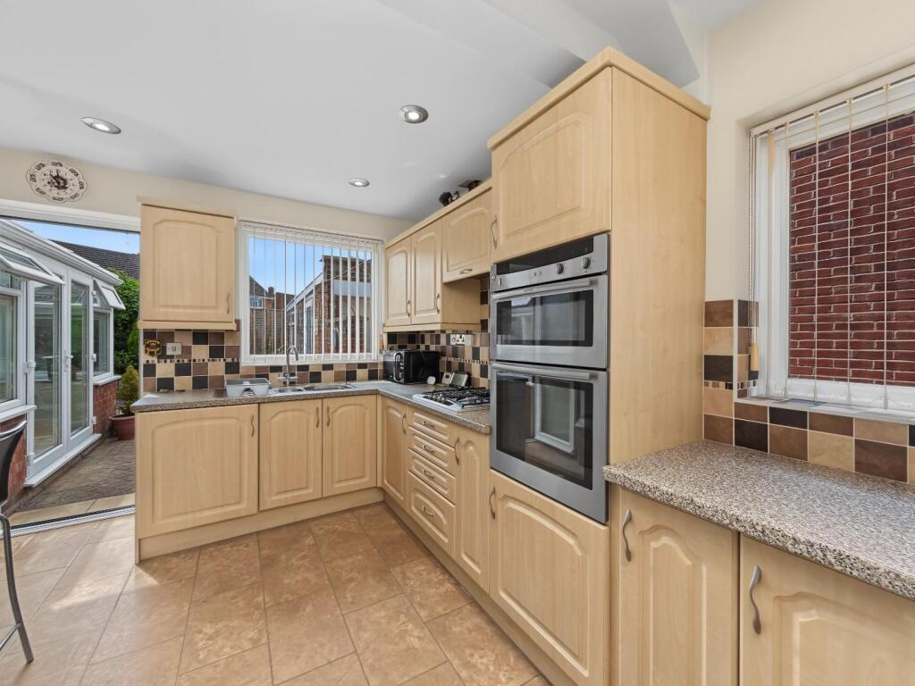 House in Duston, New Duston - View 3