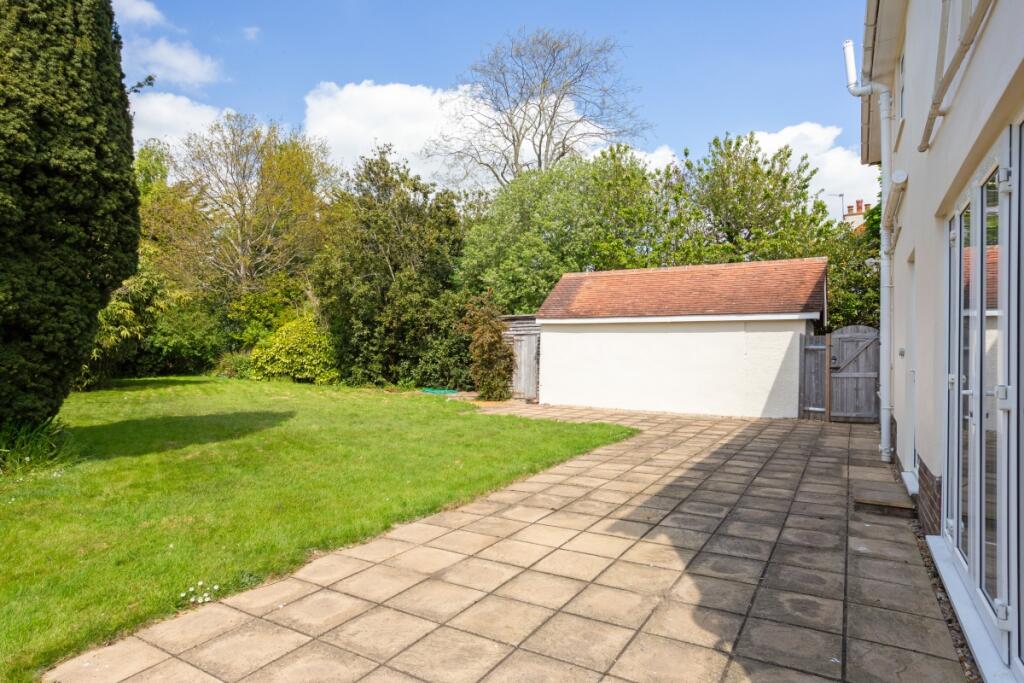 Property photo 11