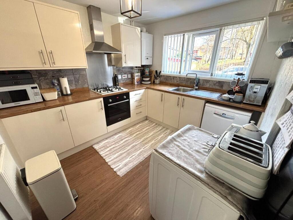 Foxwell Square, Southfields, Northampton NN3