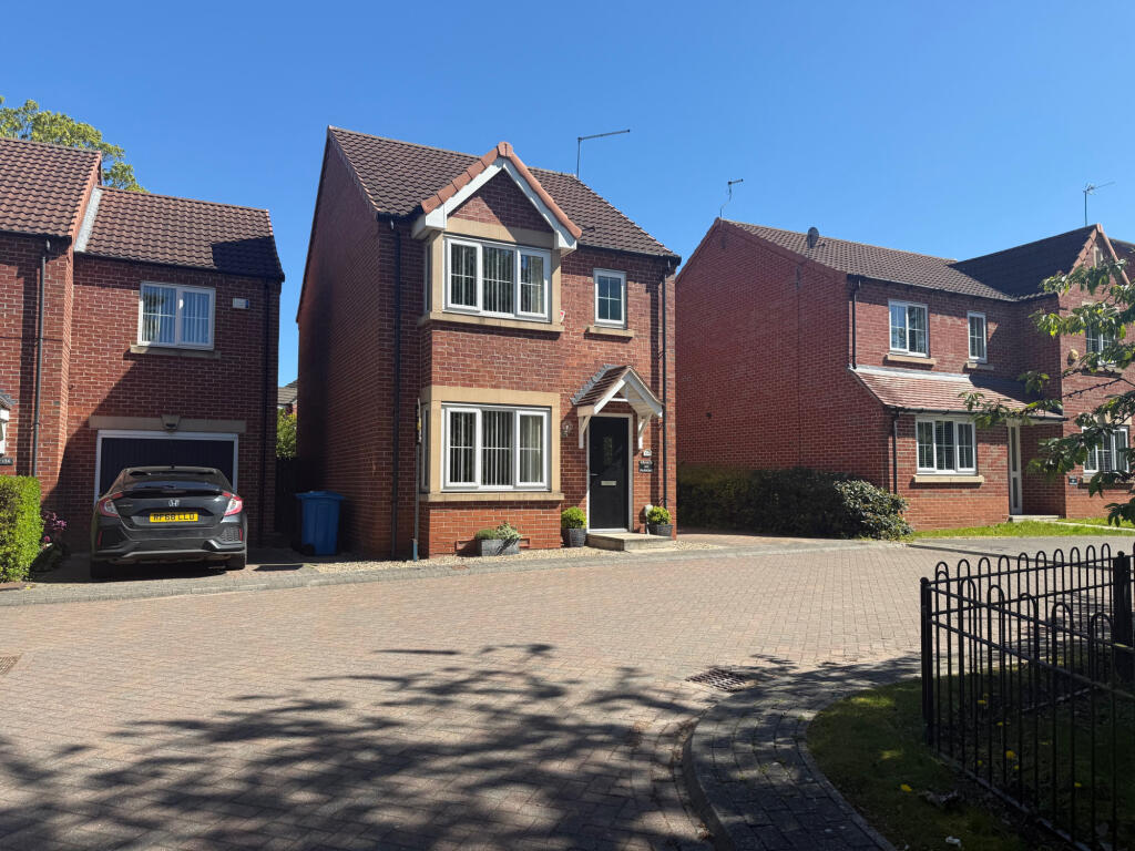 Main image of property: Saltshouse Road,  Hull, HU8