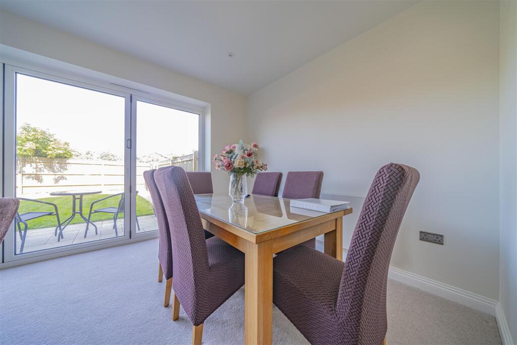 House in Dorchester - View 4