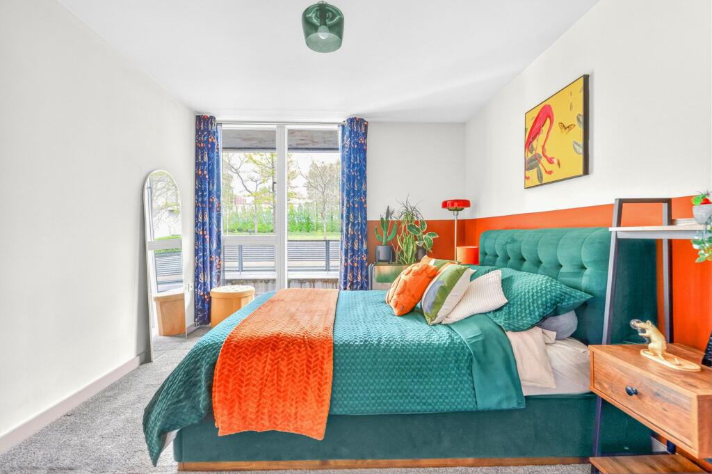 Apartment in London - View 3