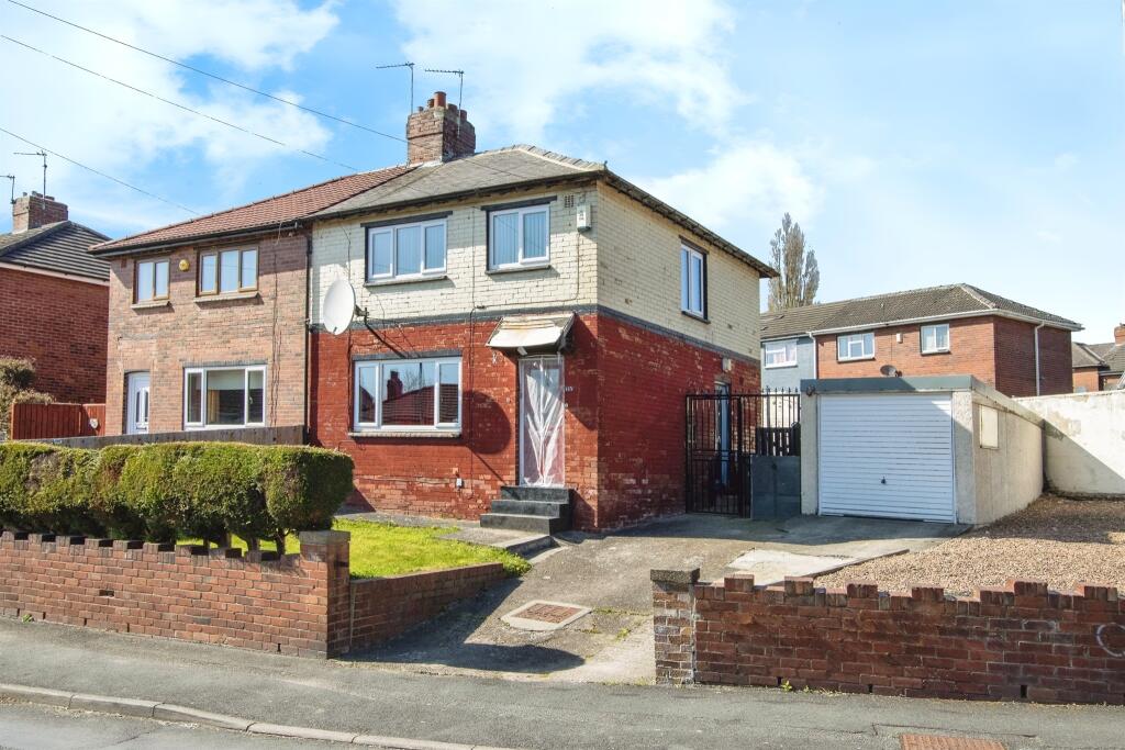 Main image of property: Poole Road, Leeds