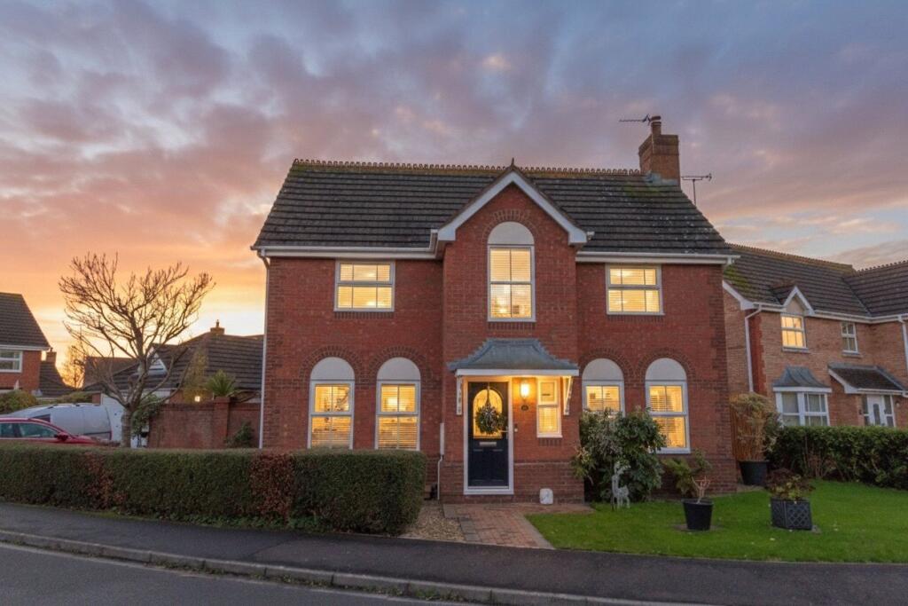 Main image of property: The Hedges, St. Georges, Weston-super-Mare, Somerset, BS22