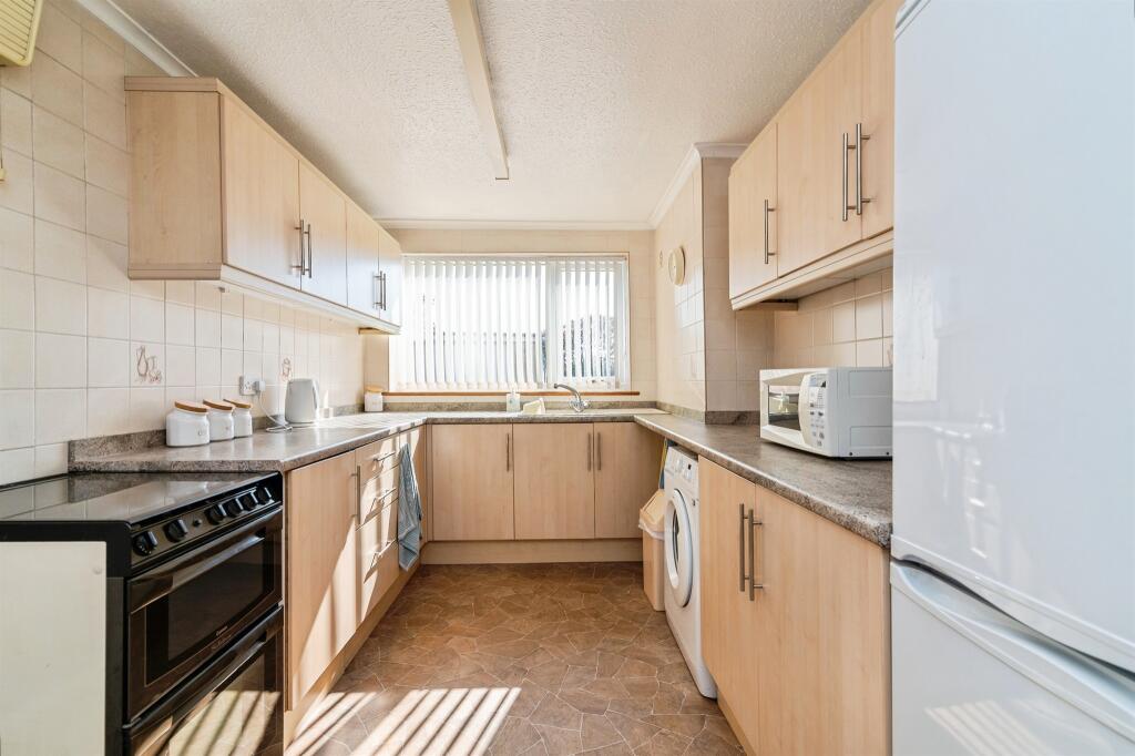 House in Nottingham, Rise Park - View 4