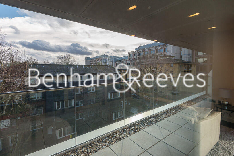Main image of property: Tower Hill Royal Mint Street, E1
