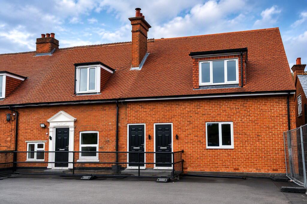 Main image of property: Fleet Road, Fleet, Hampshire, GU51