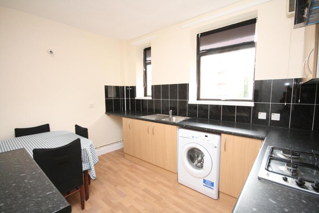 Apartment in London - View 2