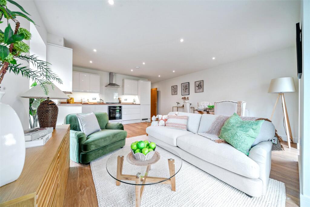 Apartment in Tewkesbury - View 5