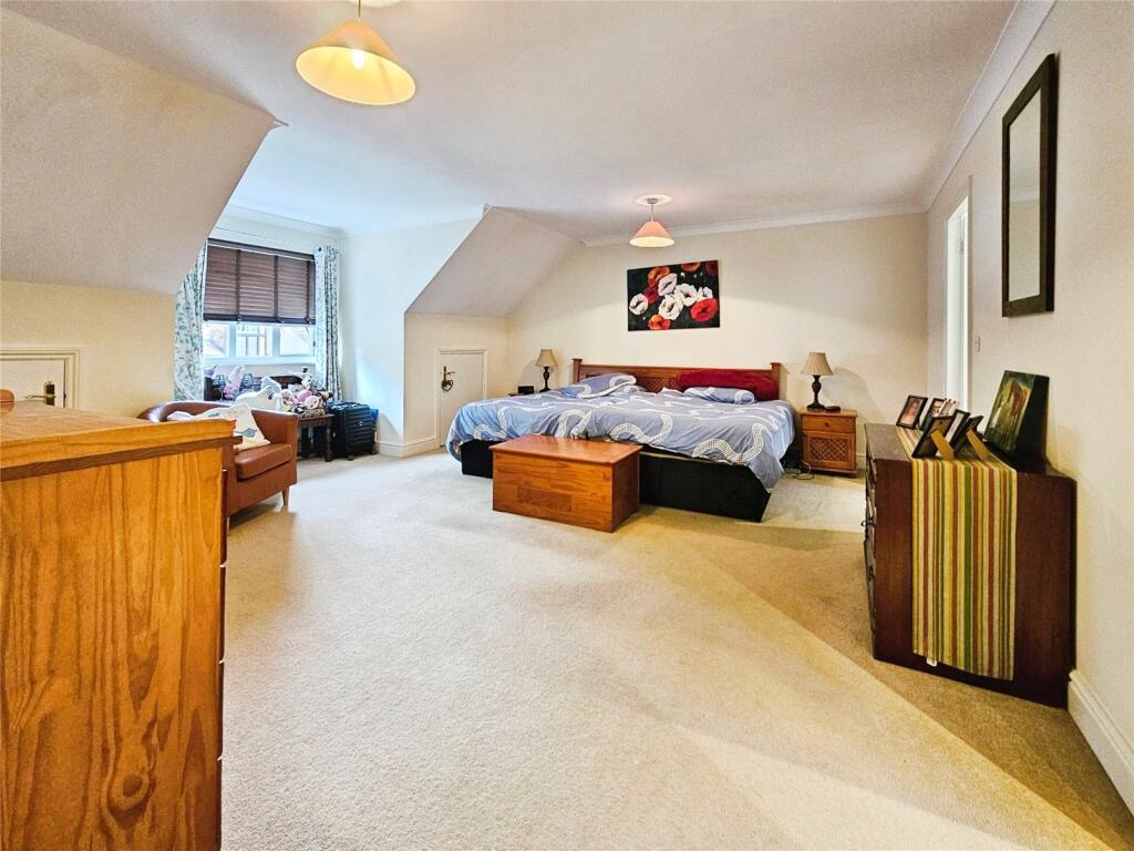 House in Hart, Elvetham Heath - View 5