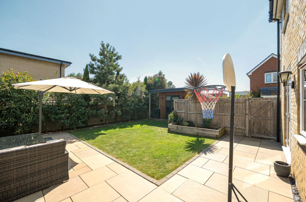 House in Worthing, West Sussex - View 4