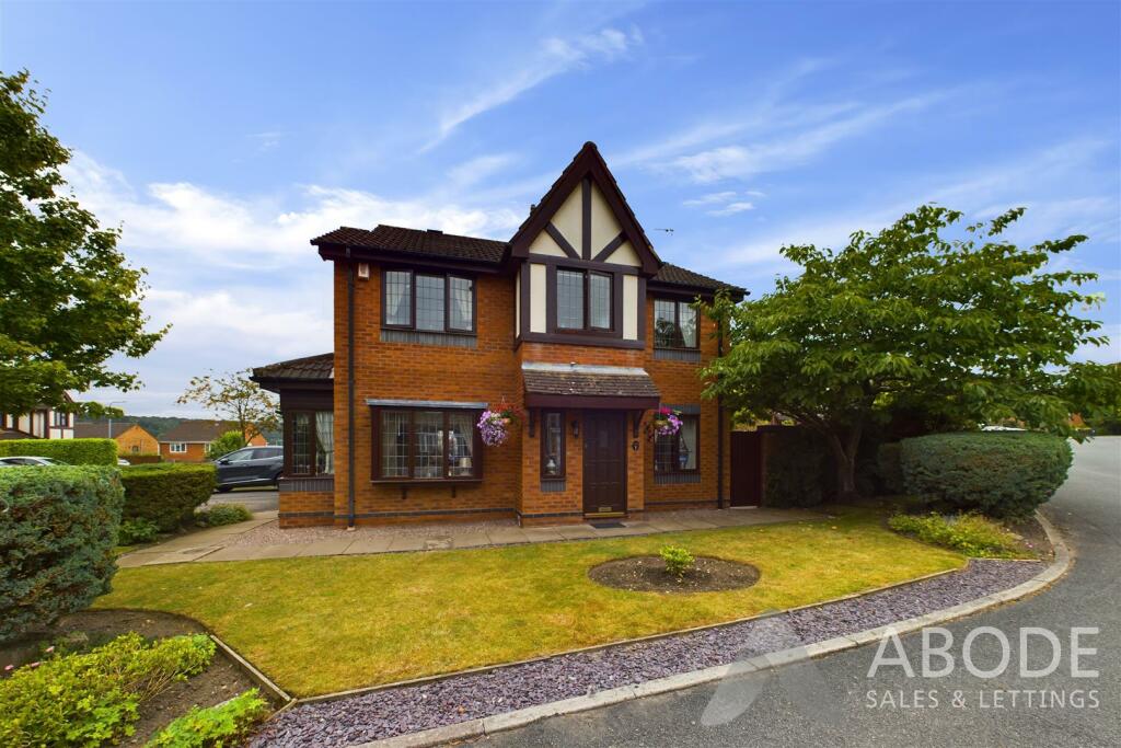 3-bed detached on Shelley Drive, Cheadle, Stoke-On-Trent, £274,000
