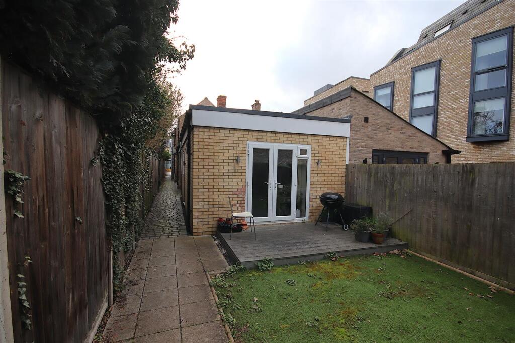 Main image of property: Milton Road, Cambridge