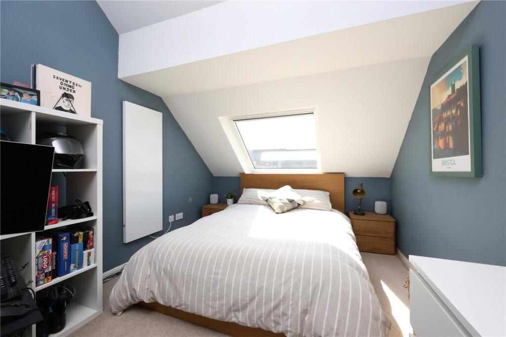 Apartment in Bristol - View 5