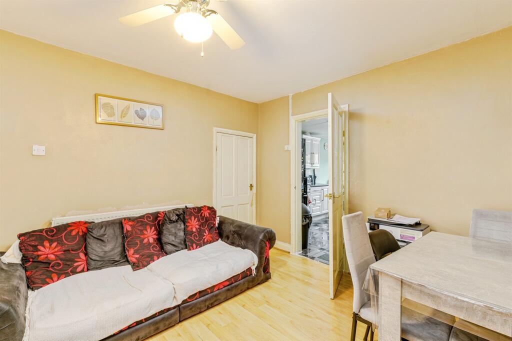 Essendon Road, BIRMINGHAM photo 4