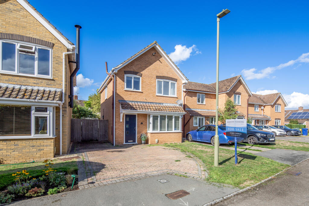 Main image of property: Banks Furlong, Chesterton, Oxfordshire