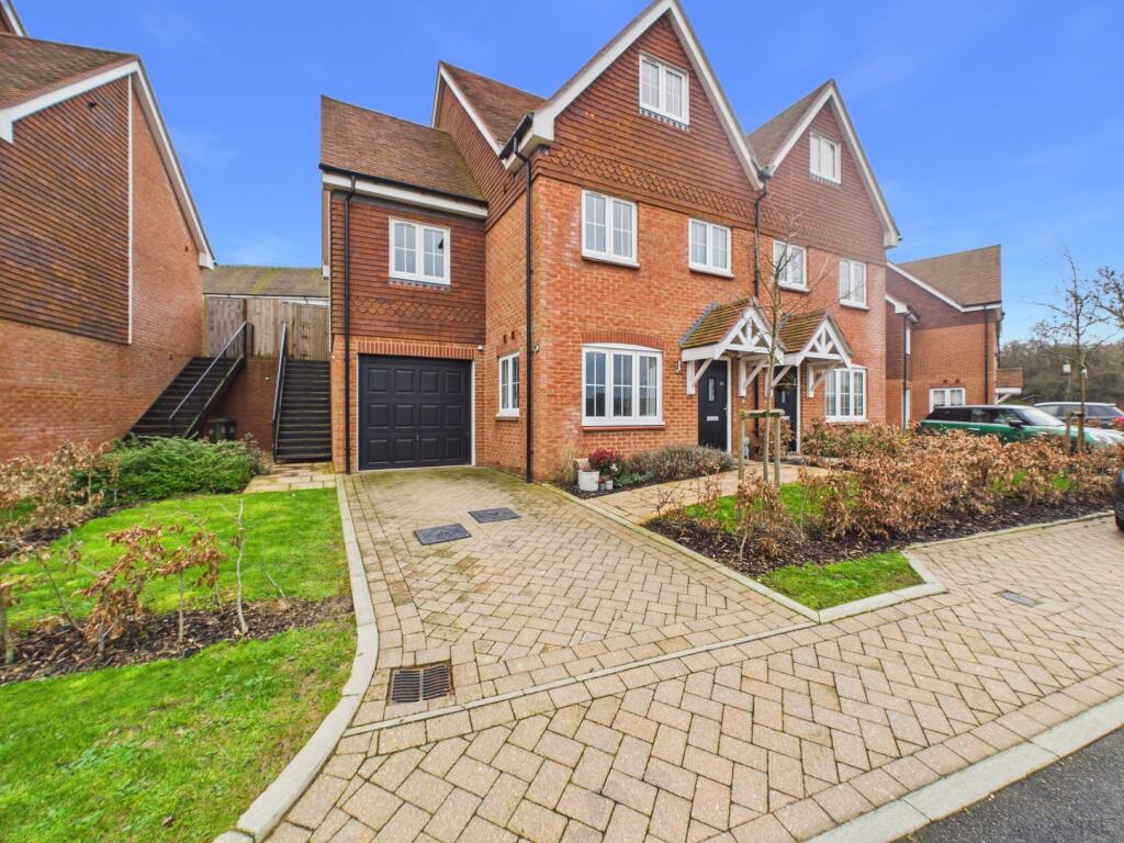 Main image of property: Lillybank Crescent, Battle, TN33