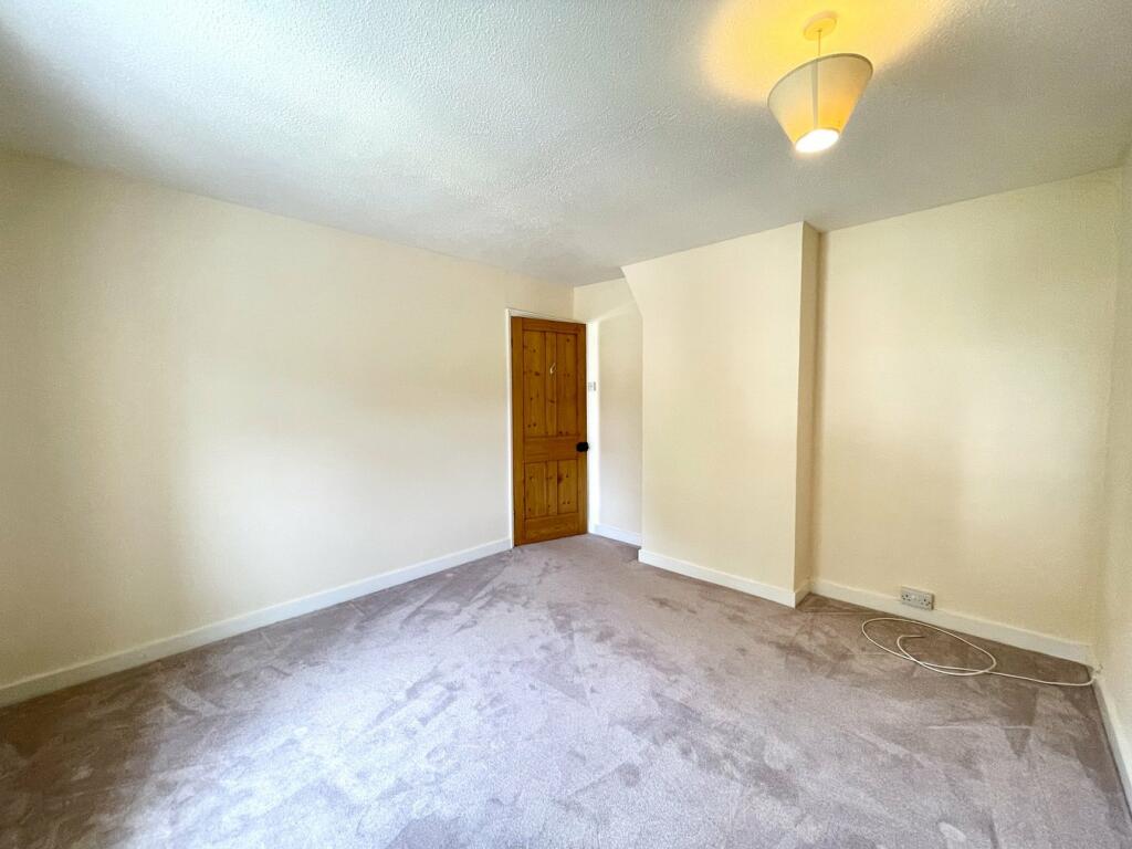 Milton Road North, Stowmarket, IP14 photo 2